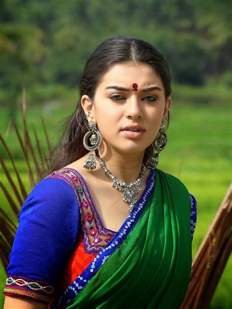 aranmanai heroine name|More.